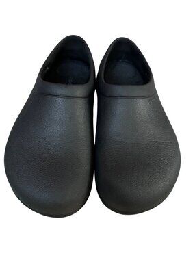 Crocs Bistro Black Slip-Resistant Clogs Unisex W 8 / M 6 Lightweight Work Shoes